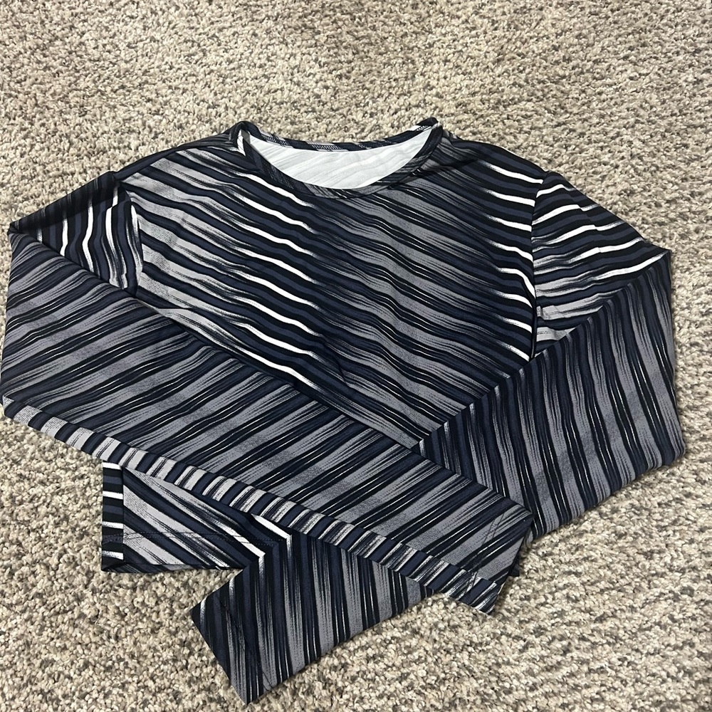LiCi Fit crop top